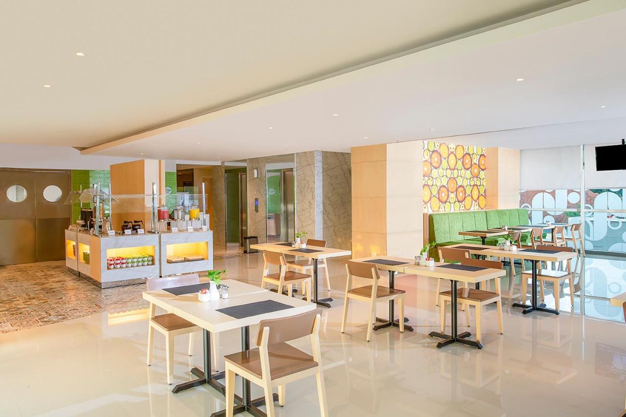 Zest Parang Raja Solo By Swiss-Belhotel International Bonorejo Esterno foto