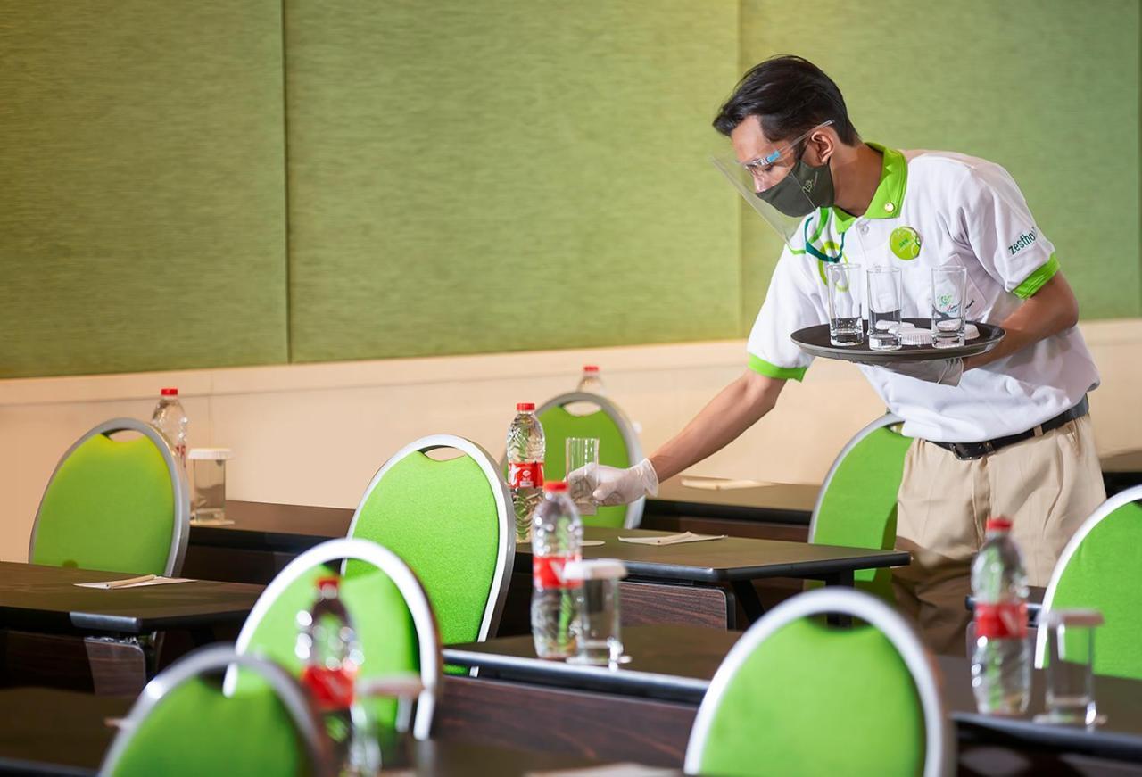 Zest Parang Raja Solo By Swiss-Belhotel International Bonorejo Esterno foto